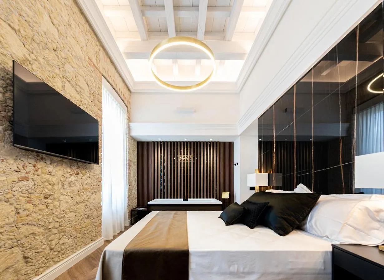 Nero Luxury Suites Cagliari 0*,