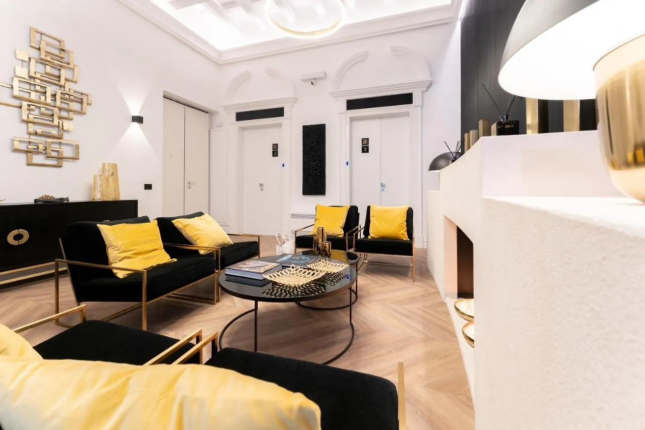 Nero Luxury Suites Cagliari 0*,